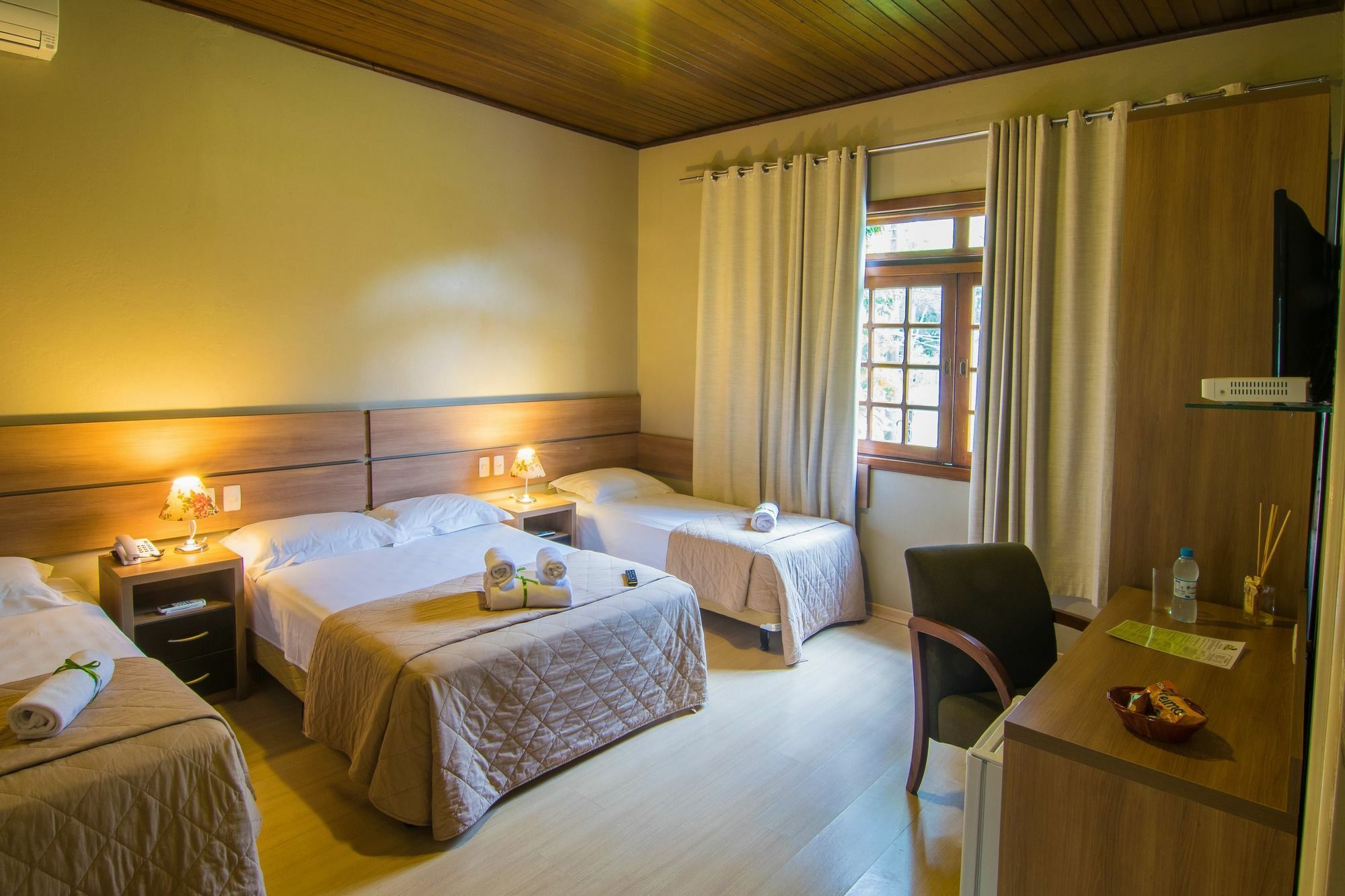 Pousada Tres Pinheiros Gramado Zewnętrze zdjęcie